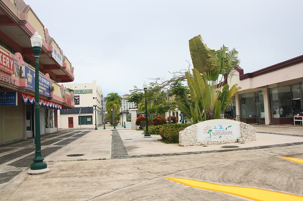 Paseo De Mariana