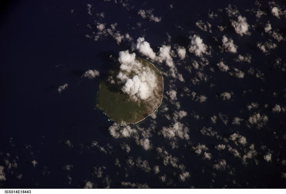ISS014-E-18443 - View of Northern Mariana Islands